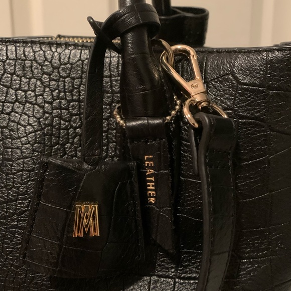 Antonio Melani Black Croc Embossed Leather purse - Picture 2 of 8